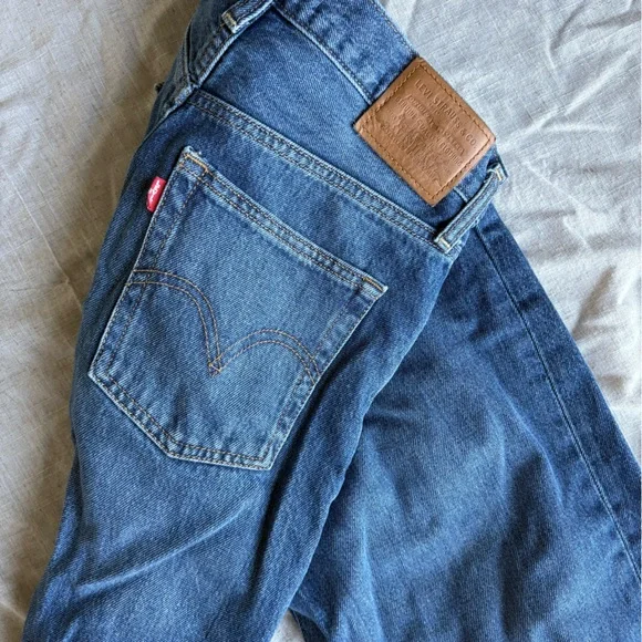 Levi RIBCAGE WIDE LEG WOMEN'S JEANS - Picture 2 of 3